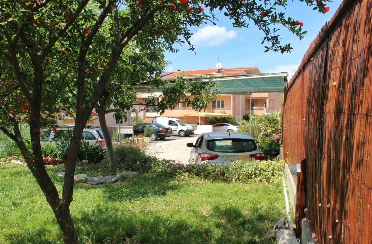 Apartment Taja, Cijela Kuca I Vrt Samo Za Vas Split Buitenkant foto