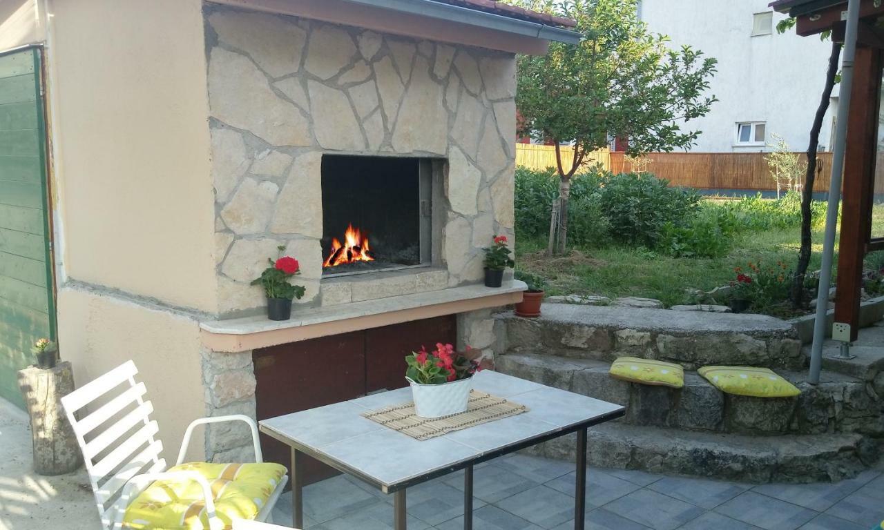 Apartment Taja, Cijela Kuca I Vrt Samo Za Vas Split Buitenkant foto